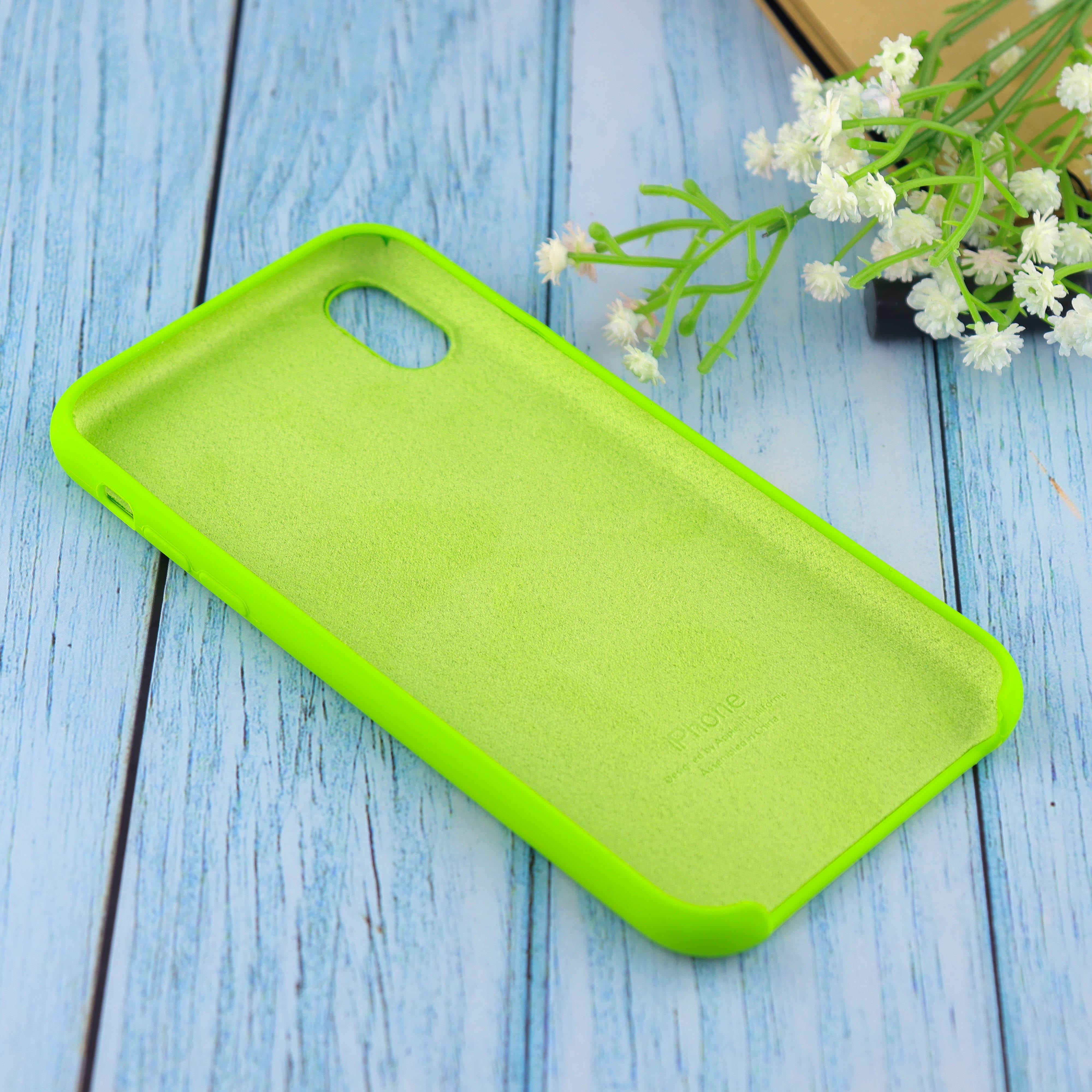 Купить Чехол Silicone Case для iPhone XR (Яркий зелёный) (31) в Крыму,  цены, отзывы, характеристики | Микролайн