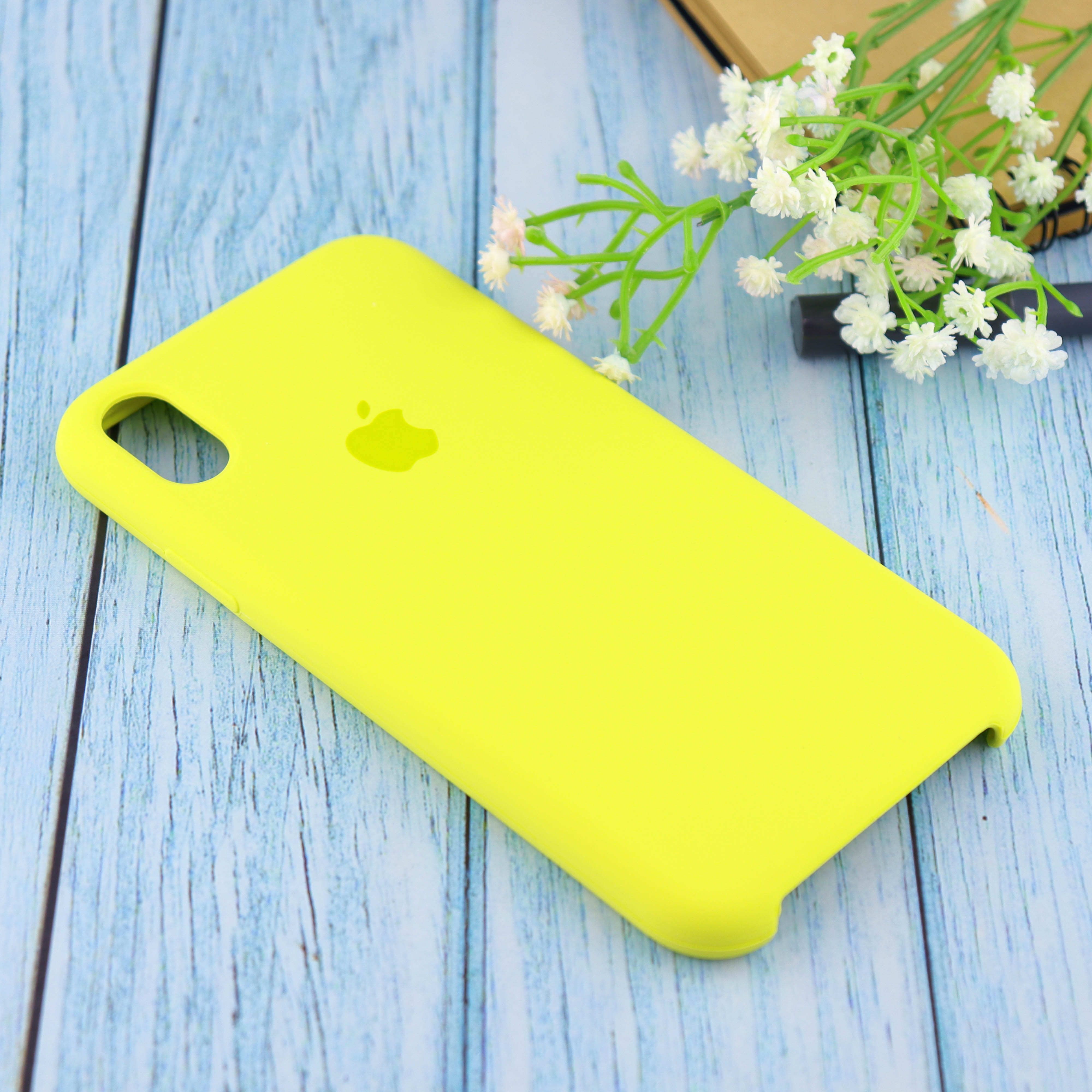 Купить Чехол Silicone Case для iPhone XR (Яркий жёлтый) (32) в Крыму, цены,  отзывы, характеристики | Микролайн