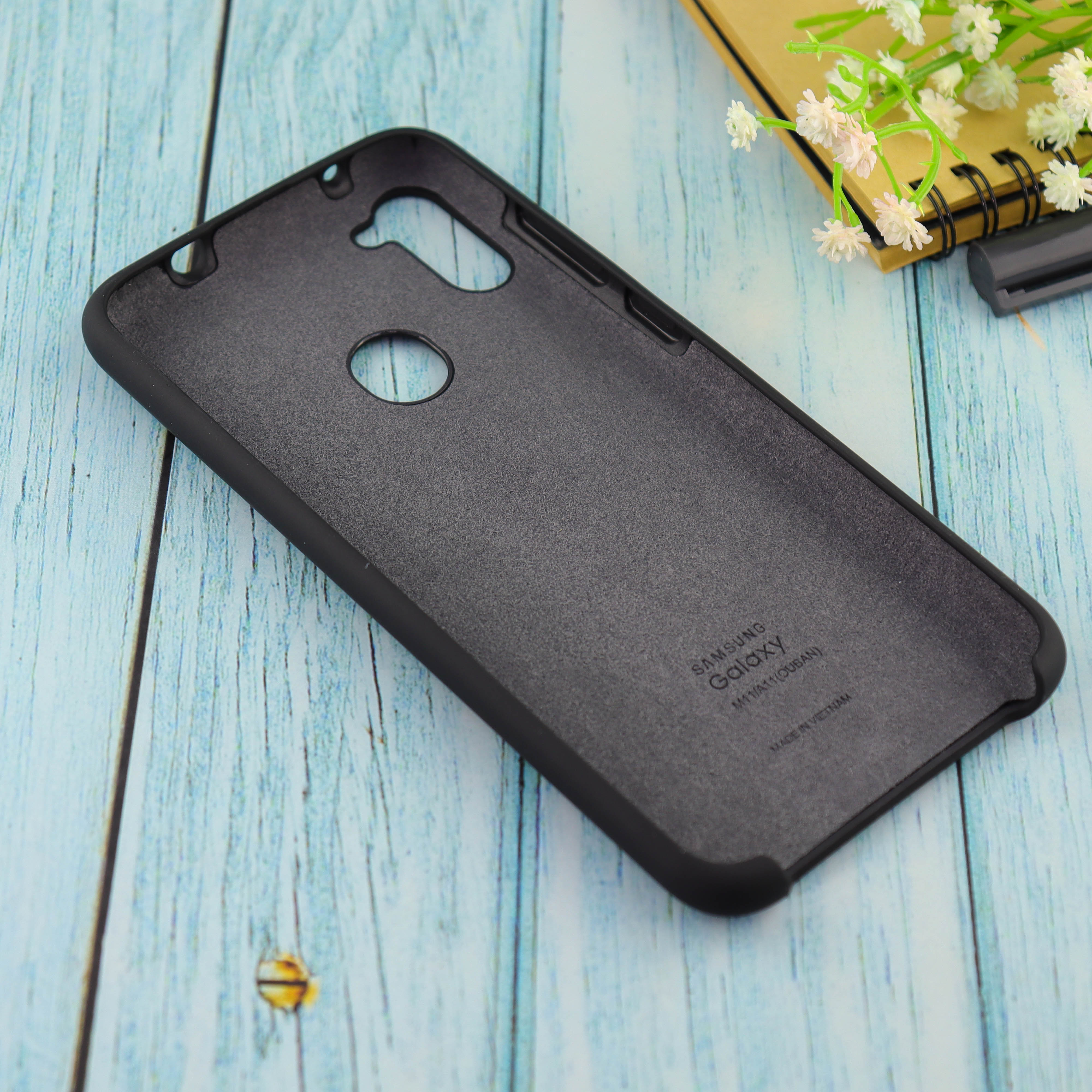 Купить Чехол Silicone case для Samsung М11 2020 черный (18) в Крыму, цены,  отзывы, характеристики | Микролайн