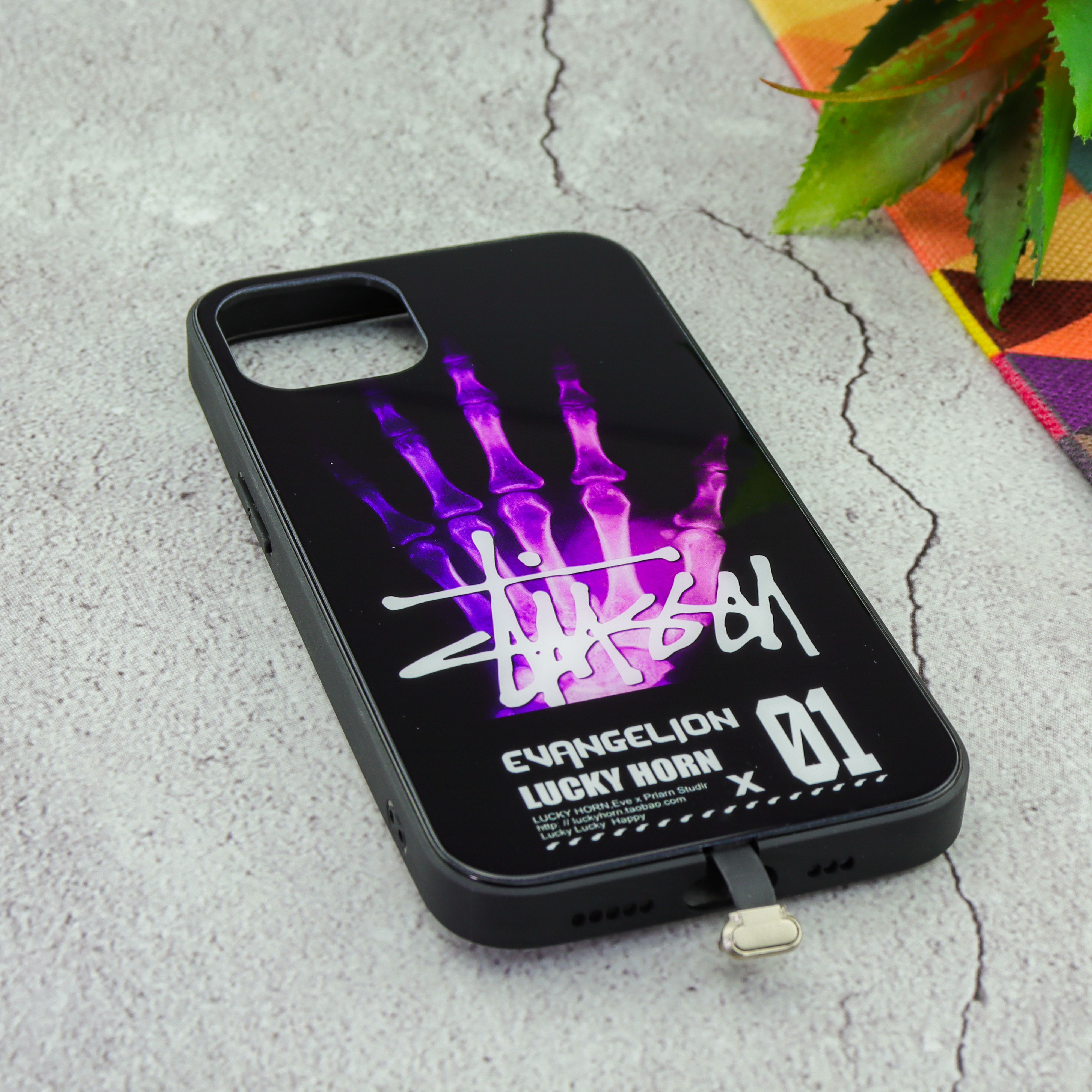 Купить Чехол для iPhone 13 Amssal Evangelion LUCKY HORN 01 чёрный в Крыму,  цены, отзывы, характеристики | Микролайн