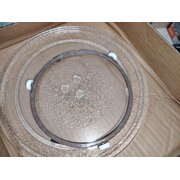  УЦ Микроволновая печь BBK 17MWS-794M/B-M черный (плохая упаковка, вмятина на корпусе, вмятины внутри, лопнуто кольцо) 