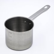  Ковш, 650 мл, d=12 см, нержавеющая сталь, с мерной шкалой, металлическая ручка (4921646) 