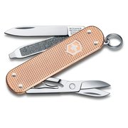  Нож перочинный Victorinox Classic Fresh Peach (0.6221.202G) 58мм 7функц. карт.коробка 