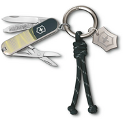  Складной нож Victorinox Classic SD New York Style 0.6223.e223, функций 7, 58мм, зеленый, коробка подарочная 