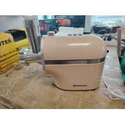 УЦ Мясорубка Eurostek EMG-0901 (плохая упаковка, шатается головка мясорубки) 