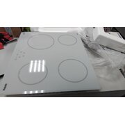  УЦ Варочная поверхность KORTING HI 64013 BW (Скол на углу) 