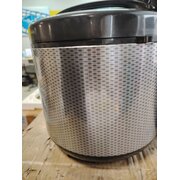  УЦ Мультиварка Red Solution SkyCooker RMC-M225S черный/серый (плохая уаковка, малые вмятины на корпусе) 