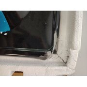  УЦ Варочная поверхность Indesit THPM 641 W/BK/I черный (плохая упаковка, вмятина на углу со сколом эмали, перекошена одна решетка) 