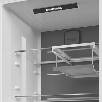  Холодильник Grundig GKPN669307FW 