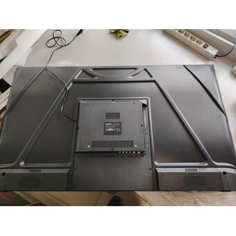  УЦ Телевизор TOPOMAX TM50UDSBK черный (плохая упаковка, не видит hdmi, полоса на экране) 
