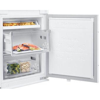  Встраиваемый холодильник Samsung BRB70F30AES0EO 