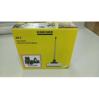  УЦ Пылесос-электровеник Karcher KB 5 White (1.258-050.0) (сломано крепление на корпусе, ПУ) 