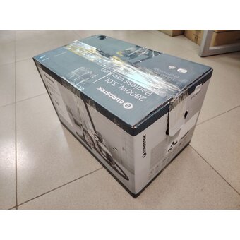  УЦ Пылесос Eurostek EVC-4508 (плохая упаковка, вид б/у, сломано одно крепление на колбе) 