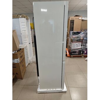  УЦ Холодильник Hotpoint HT 4180 AB мраморный (плохая упаковка, замена двери, малая вмятина сбоку) 