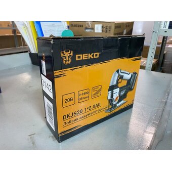  УЦ Лобзик DEKO DKJS 20 (063-4207) (плохая упаковка, установка стопорного кольца) 