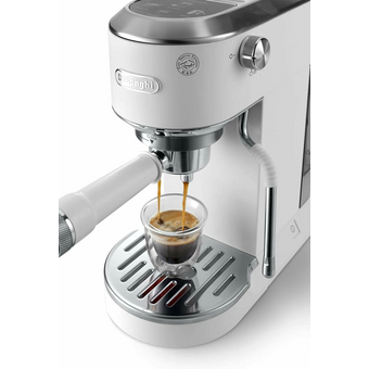  Кофеварка DeLonghi EC 890 WI 