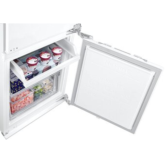  Встраиваемый холодильник Samsung BRB80F26ADF0EO 