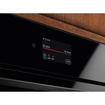  Духовой шкаф Electrolux LOC9P3XZ черный 