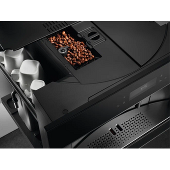  Встраиваемая кофемашина AEG KKB894500B 