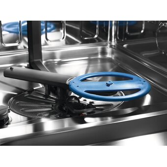  Встраиваемая посудомоечная машина Electrolux EEG68500L 