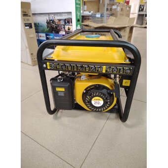  УЦ Генератор бензиновый DENZEL PS 33 (946834) (плохая упаковка, малые потертости на корпусе, замена прокладок) 