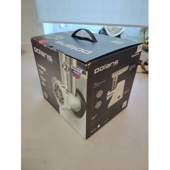  УЦ Мясорубка Polaris PMG 1852 RUS белый (плохая упаковка, трещина на лотке, потертости на пластике паза, пересборка) 