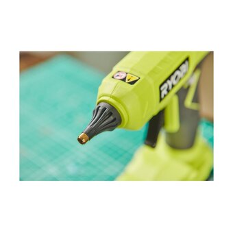  Клеевой пистолет Ryobi RGLU18-0 (5133005717) 