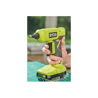  Клеевой пистолет Ryobi RGLU18-0 (5133005717) 