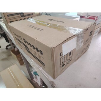  УЦ Стабилизатор напряжения ExeGate Master Turbo AVS-8000 (EX291750RUS) (плохая упаковка, б/у, пересборка панели управления) 