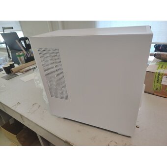  УЦ Корпус 1STPLAYER Miku Mi5 ARGB White (Mi5-WH-2FC7R-W-1FC7-W)/mATX/3x120mm ARGB fans (плохая упаковка, подмят низ и угол корпуса) 