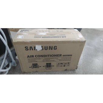  УЦ Внешний блок Samsung AR12BXFCMWKX (загрязнения, небольшая деформация ламелей, ПУ) 