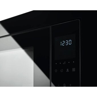 Встраиваемая микроволновая печь AEG OS5GM251EB   Встраиваемая микроволновая печь AEG OS5GM251EB
