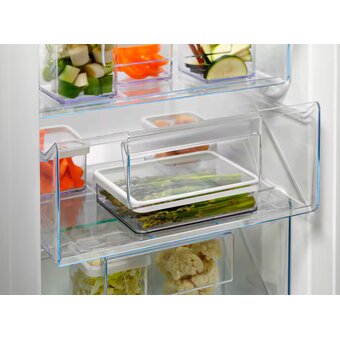  Встраиваемый морозильник Electrolux LUB3AE88S 