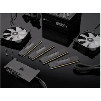  ОЗУ CORSAIR Vengeance Black CMK64GX5M2B5600C40 64GB 5600МГц DDR5 CL40 DIMM (Kit of 2x32GB) XMP 3.0 