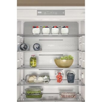  Встраиваемый холодильник Whirlpool WHSP70T122 