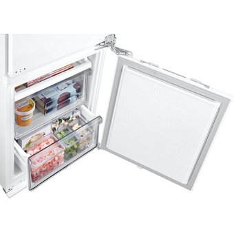 Встраиваемый холодильник Samsung BRB80F30ADF0EO 