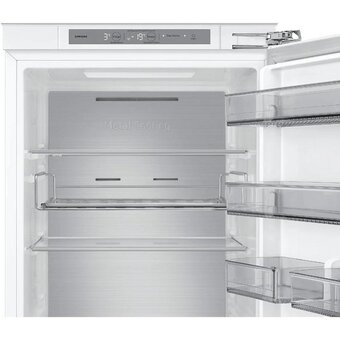  Встраиваемый холодильник Samsung BRB80F30ADF0EO 