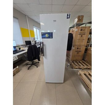  УЦ Морозильная камера Beko B1RFNK312W белый (неродная упаковка, б/у, загрязнения внутри, нет документации, замена вентилятора) 