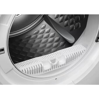  Сушильная машина Electrolux EW7D495UE пан.англ белый 