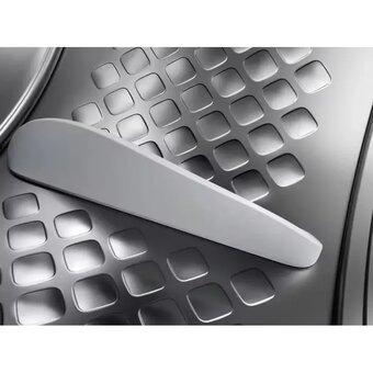  Сушильная машина Electrolux EW7D495UE пан.англ белый 