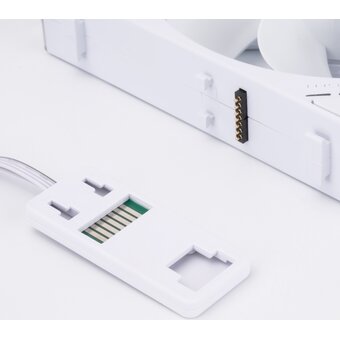  Комплект вентиляторов (3 шт.) Thermalright TL-M12QRW X3 (TRTLM12QRWX3.3P) / Reverse / ARGB / 120mm PWM 