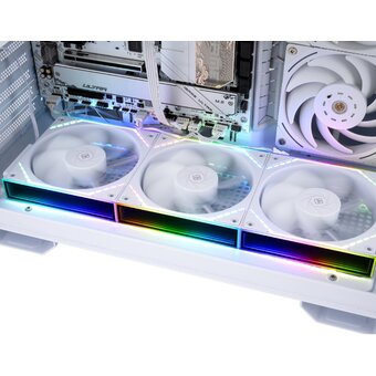  Комплект вентиляторов (3 шт.) Thermalright TL-M12QRW X3 (TRTLM12QRWX3.3P) / Reverse / ARGB / 120mm PWM 