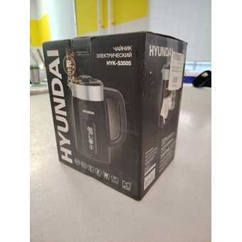  УЦ Электрочайник Hyundai HYK-S3505 черный (плохая упаковка, малые вмятины на корпусе) 