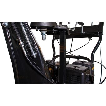  Снегоуборщик бензиновый Champion SnowLine PNST661 6.5лс 