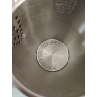  УЦ Электрочайник RENOVA KT17S-05W нерж (плохая упаковка, б/у, нет документации, замена крышки) 