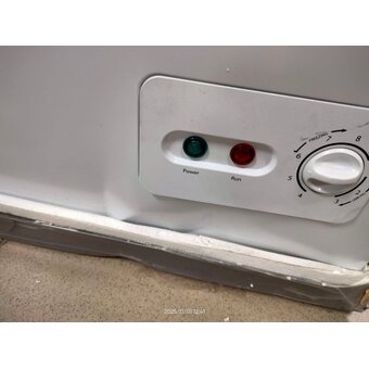  УЦ Морозильный ларь Kraft BD(W)-520QX (плохая упаковка, замятие возле панели управления. незначительные потертости) 