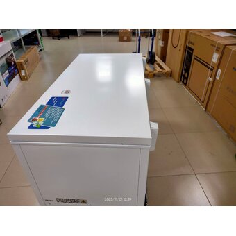  УЦ Морозильный ларь Kraft BD(W)-520QX (плохая упаковка, замятие возле панели управления. незначительные потертости) 