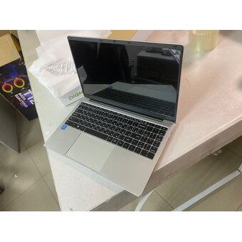  УЦ Ноутбук DIGMA Eve C5801 (DN15CN-8CXW03) 15.6" IPS FHD/Cel N4020/8Gb/256Gb SSD/VGA int/W11Pro/silver (плохая упаковка, ремонт контактной группы) 