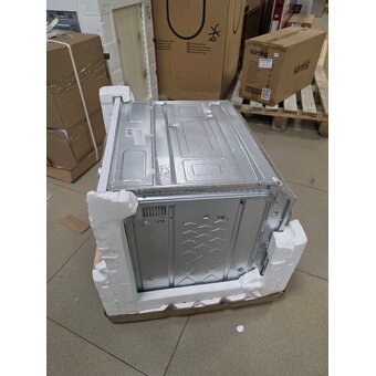  УЦ Духовой шкаф Indesit IFE 3644 WH белый (плохая упаковка, две вмятины сверху на корпусе) 