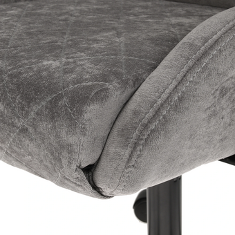  Кресло игровое Knight Outrider серый Light-19 крестов. металл 